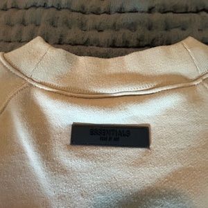 Men’s Fear of God Essential Sweat Shirt Beige
